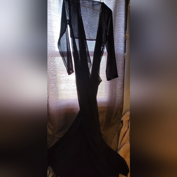 Duster - Picture 1 of 5